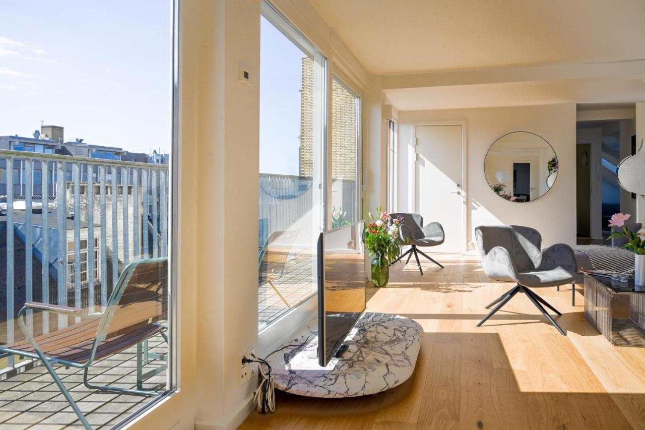 Spacious 3-bedroom With A Rooftop Terrace In The Center Of Appartement Copenhague