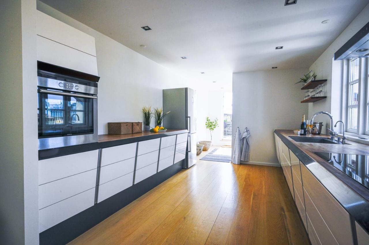 Spacious 3-bedroom With A Rooftop Terrace In The Center Of Appartement Copenhague